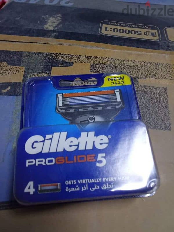 جيليت. GILLETTE 3