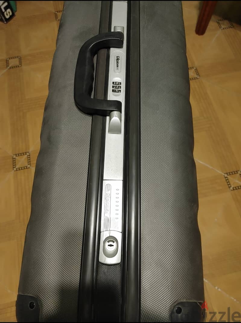 شنطة سفر كبيره أسترالي deplomate luggage case hard bag 0