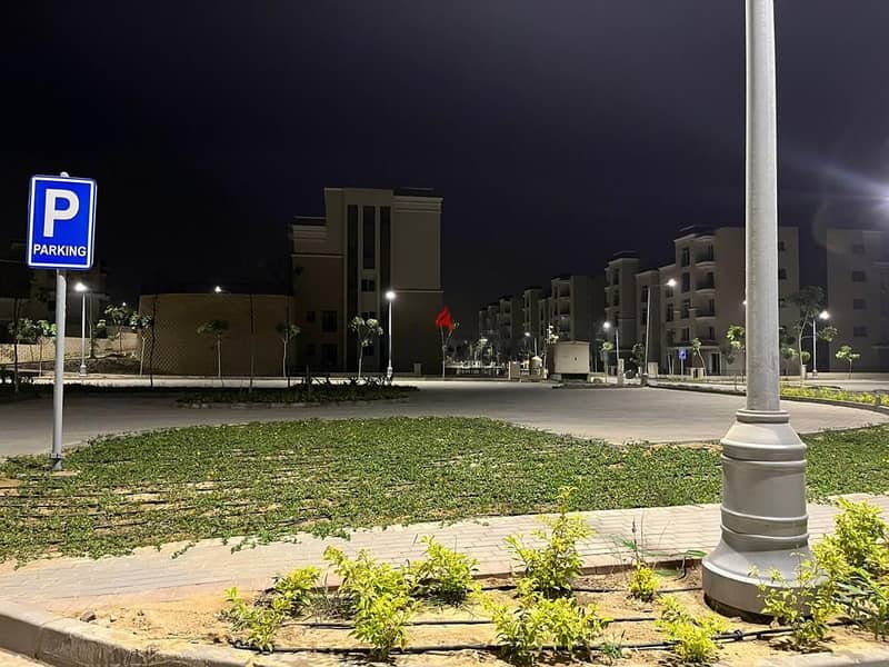 Required cash 420,000 thousand only, a 155-meter apartment in Sarai New Cairo Compound, in front of Al Shorouk, directly on the Suez Road and next to 10