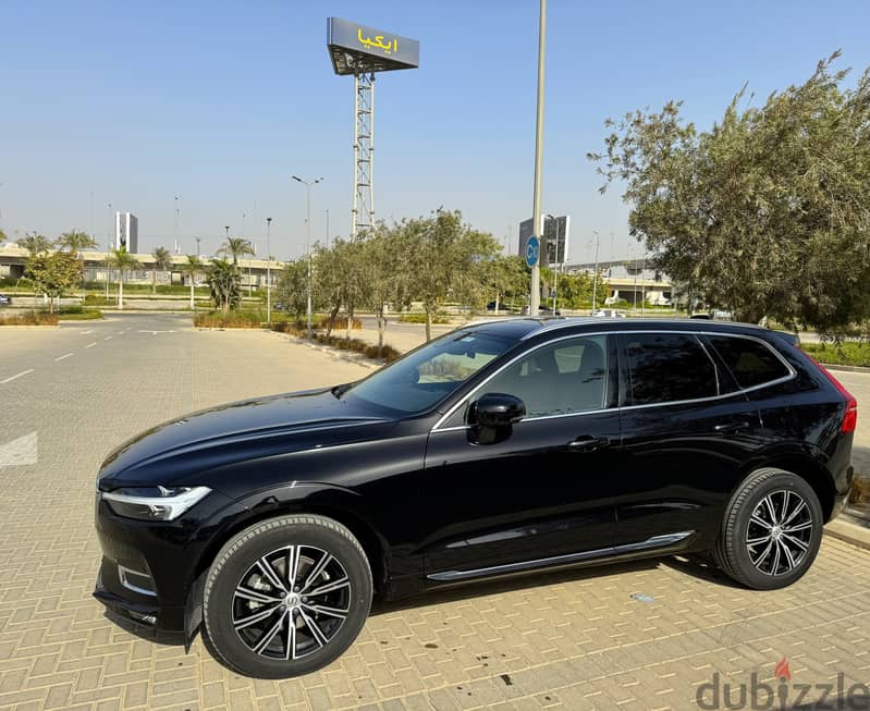 ( فولفو اكس سى 60 ( دفع رباعى = Volvo XC60 inscription AWD 2021 1