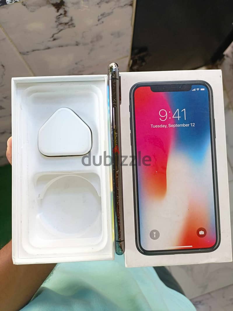 IPhone x 64 giga متفتحش قبل كده السعر مفهوش فصال 7