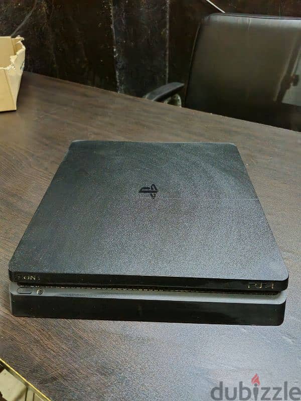 Playstation 4 Slim 500 GB 4