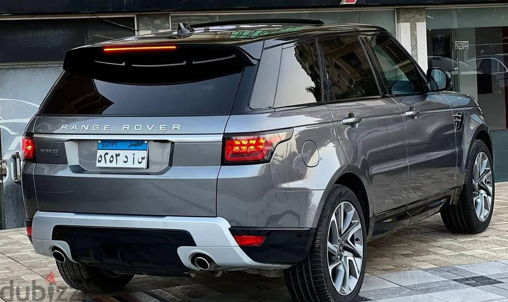 Range Rover Sport 2021 للأيجار بالسائق 2