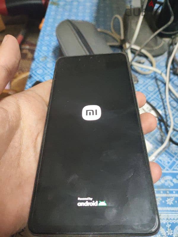 mi 11t pro  بالشاحن 3