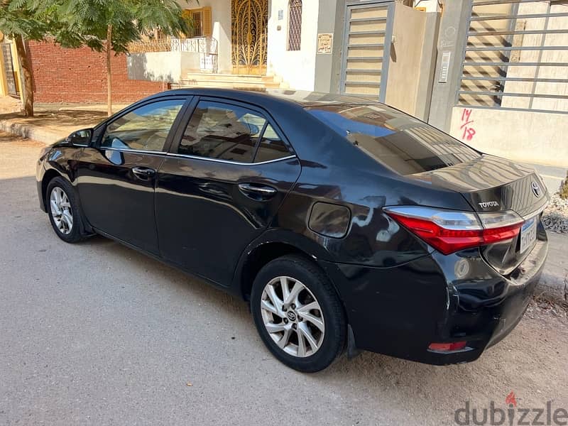 Toyota Corolla 2018 10