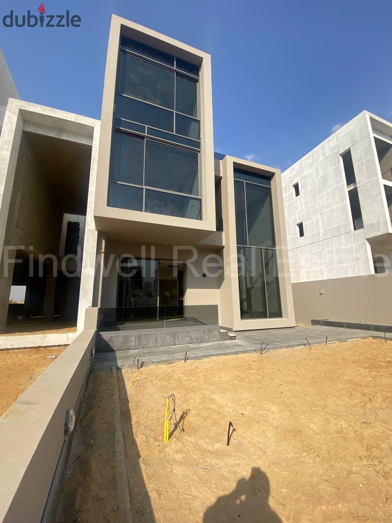 Twin house for sale at Waterway Ready to move New Cairo / The Waterway Compound 2