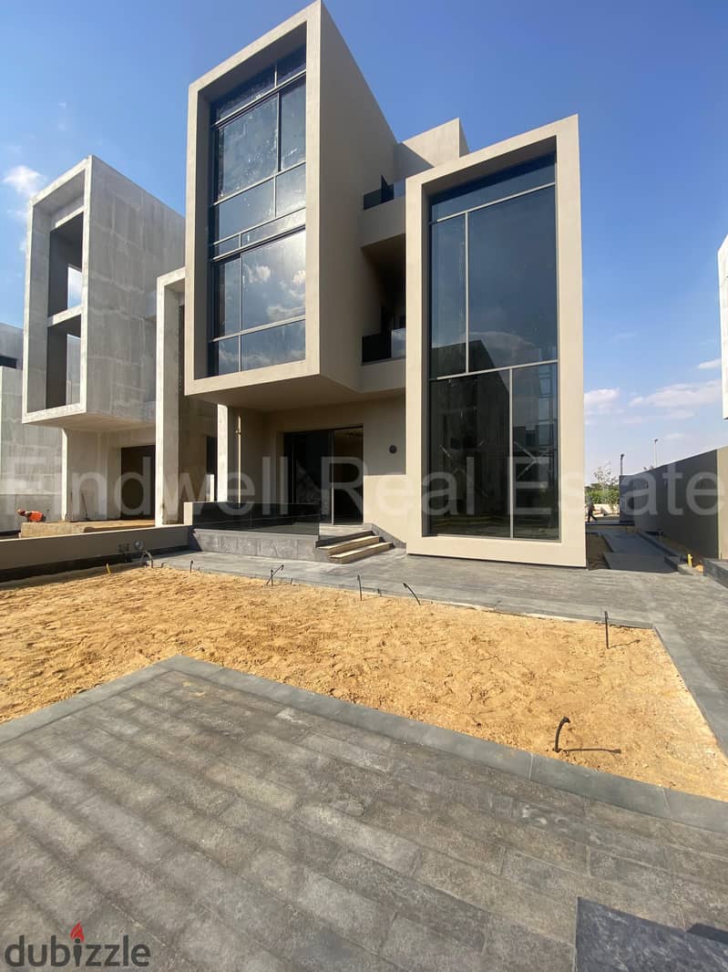 Twin house for sale at Waterway Ready to move New Cairo / The Waterway Compound 3