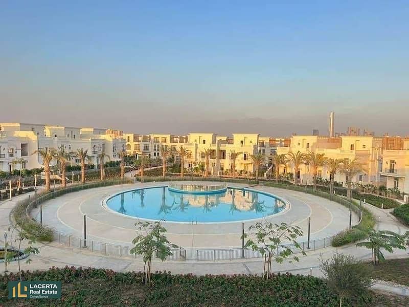 شقه استلام فوري متشطبه بالكامل في garden city العاصمه الاداريه حي ال R5 8