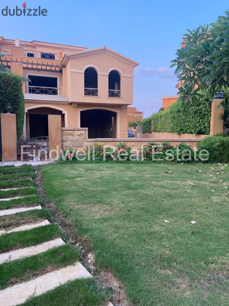 Twin house for sale at Dyar arco very Prime location Direct lagoon New Cairo / Dyar Compound 1