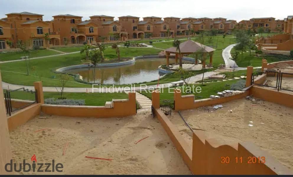 Twin house for sale at Dyar arco very Prime location Direct lagoon New Cairo / Dyar Compound 2