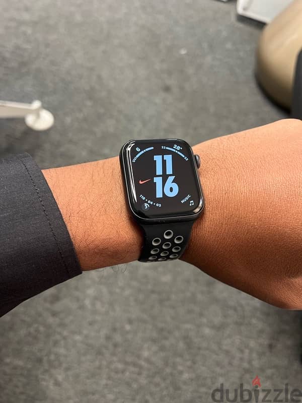 ساعه ابل سيريس ٦ - Apple watch series 6 1