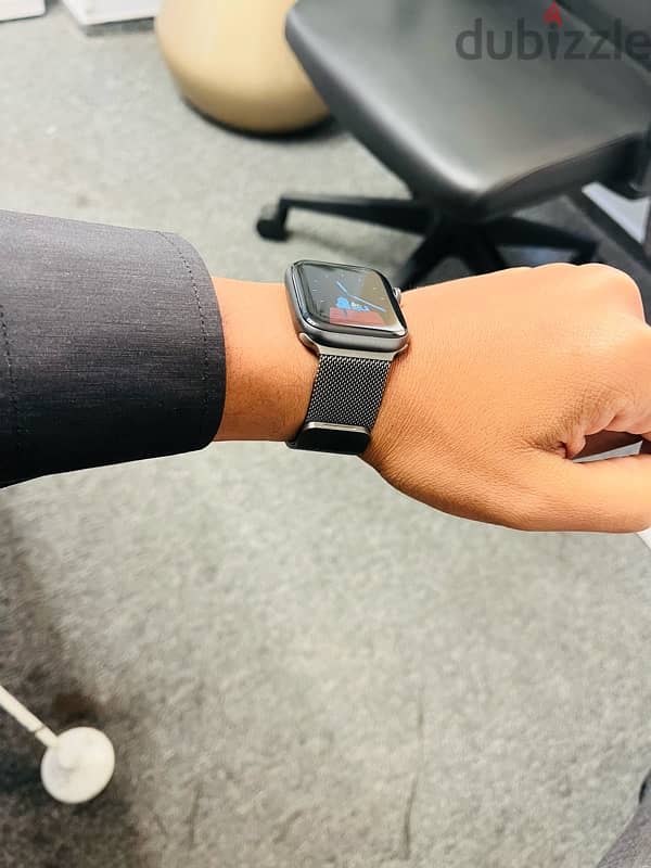 ساعه ابل سيريس ٦ - Apple watch series 6 5