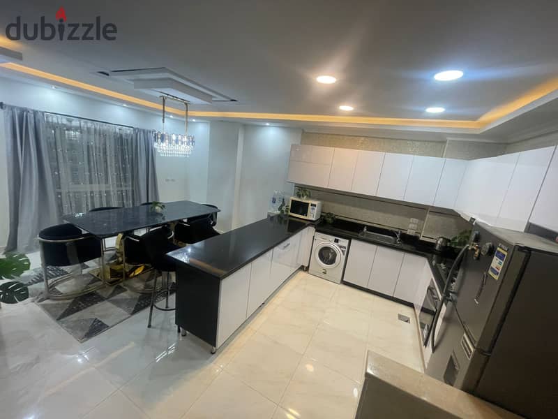 Resale duplex in South Lotus, finished with wood, kitchen and furniture 1