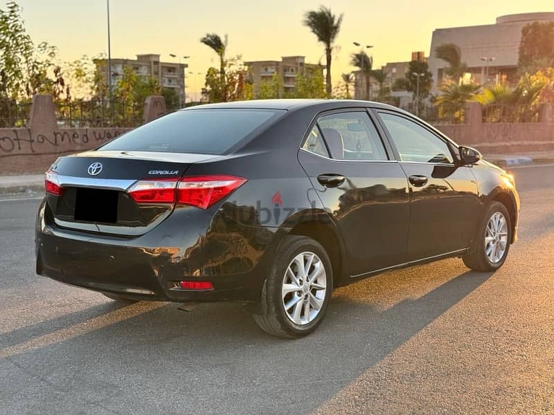 Toyota Corolla 2015 4