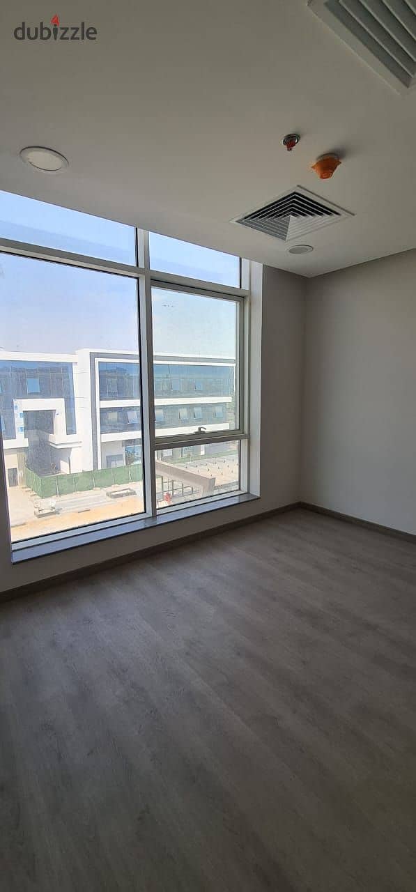 office for rent 100m trivuim zayed super lux finishing 1