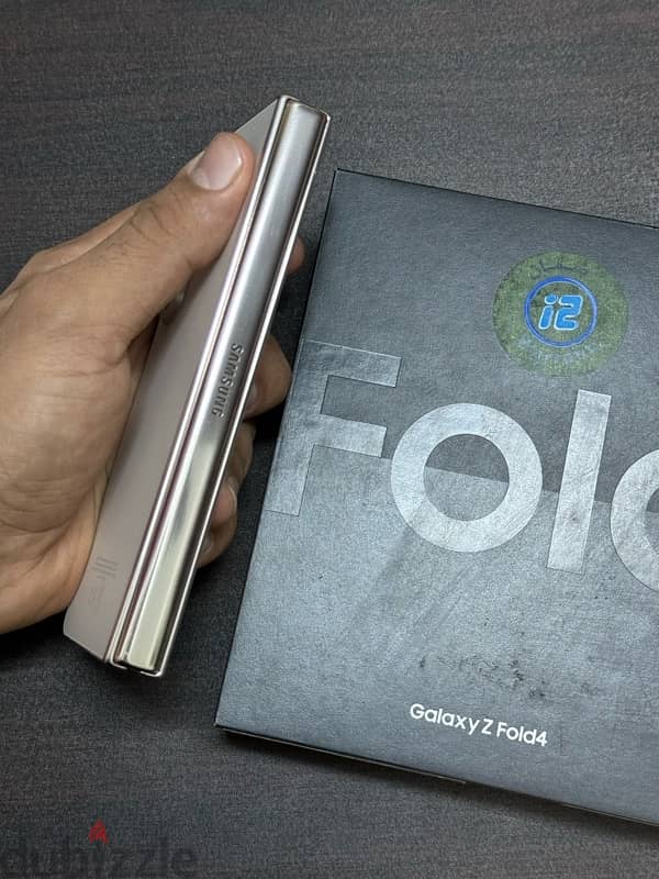 Samsung fold 4 256g كسر زيرو بدون اي خدش 5