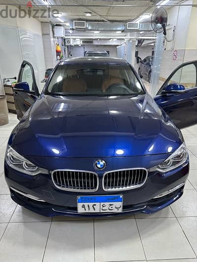 BMW 318 2019 luxury used like new