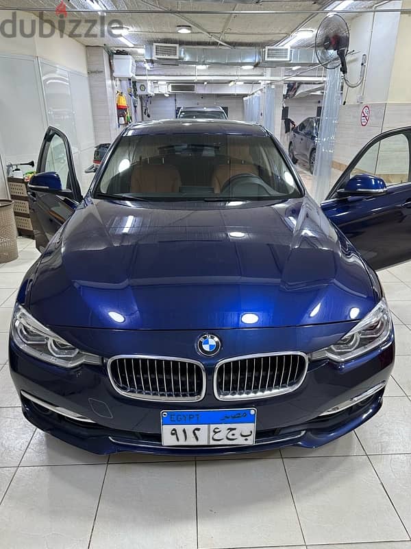 BMW 318 2019 luxury used like new 0