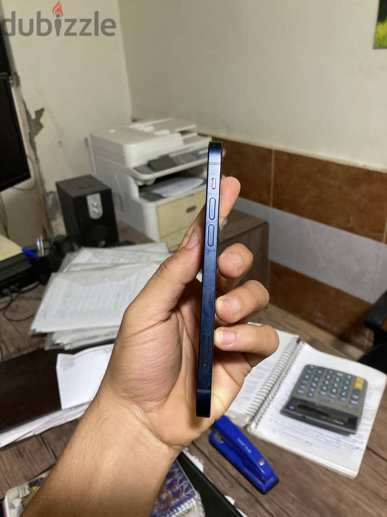 iPhone 12 للبدل أو البيع 2