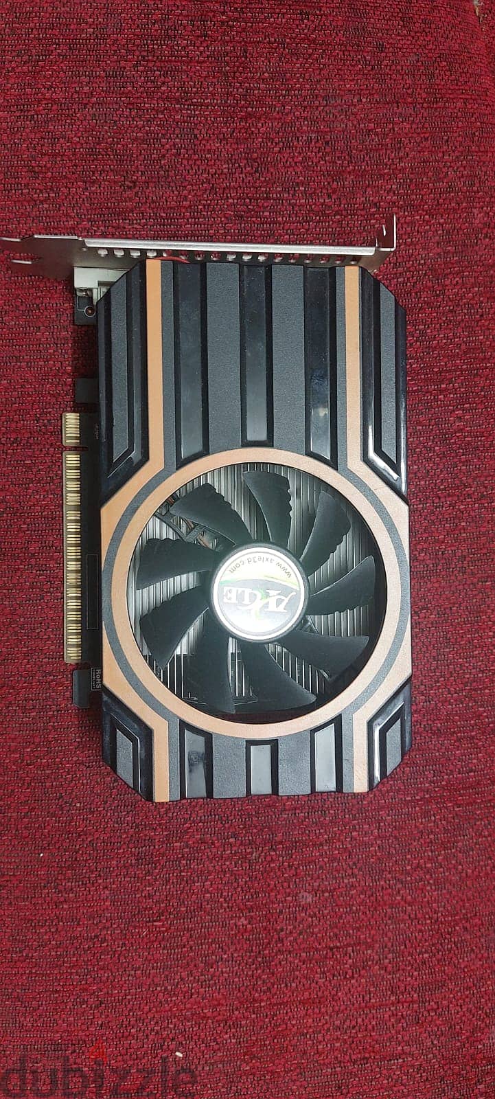 (2VGA) Gigabyte GeForce GTX 1650 D6 OC 4G Graphics Car + GTX750 1G 8