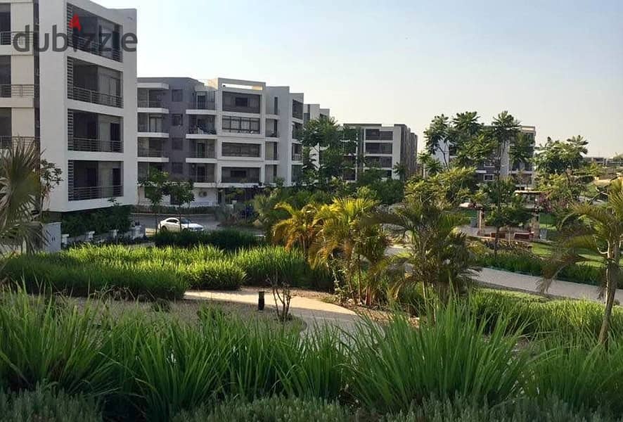 4 bedroom duplex for sale with a distinctive view of the golf course in Taj City Compound 6