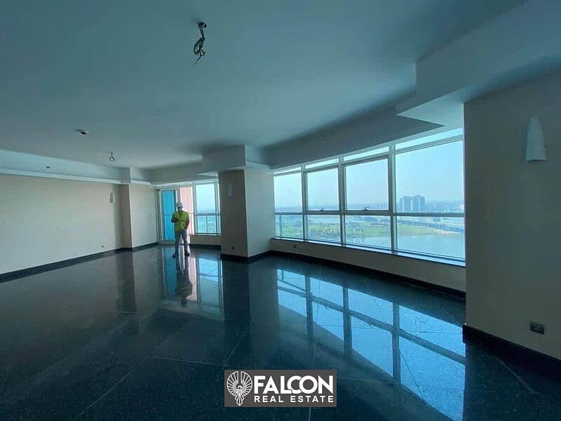 Premium Ready To Move Hotel Finishing Apartment Magical Nile View 100% Cornish Maadi For Sale In Nile Pearl With Installments 4