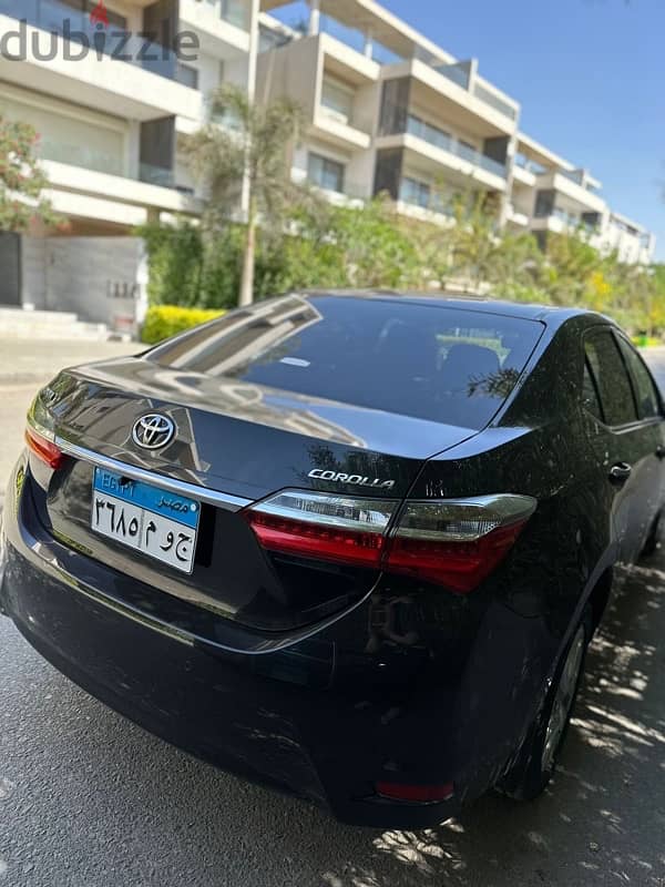 Toyota Corolla High Line 2017 تويوتا كورلا ٢٠١٧ أعلي فئة 1