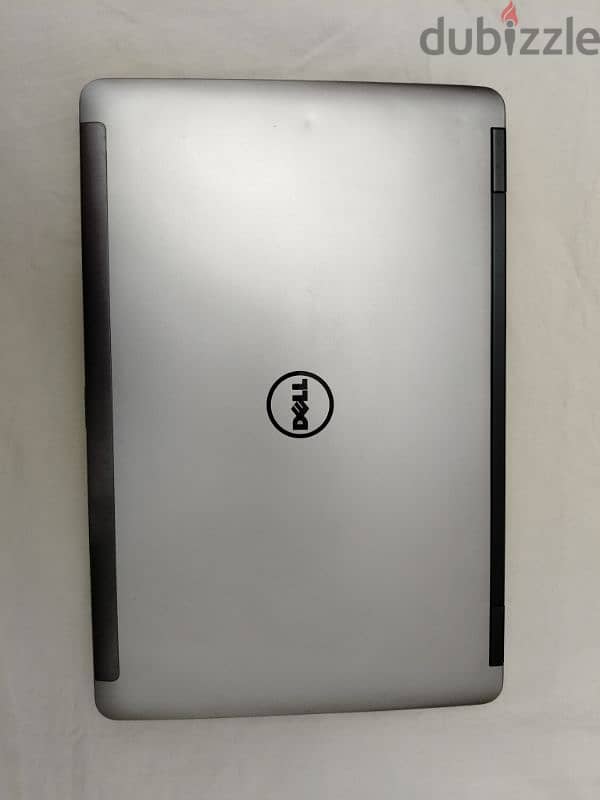 Dell Latitude E6540 0