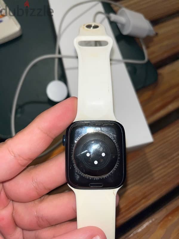 apple watch series 7 size 45mm good condition 2