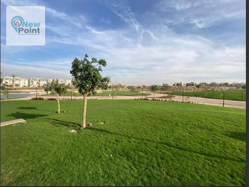 With a 5% down payment, an apartment in a garden near the American University of Hyde Park New Cairo Compound 1