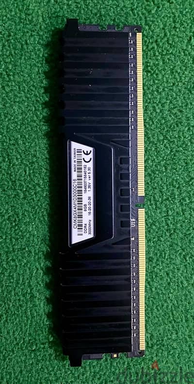 رامة VENGEANCE LPX سعة 8gb تردد 3000mhz سرعة CL16 جيل ddr4