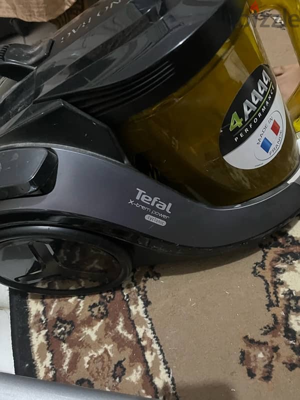 مكنسة كهربائية tefal x-trem power 4