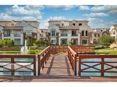 Townhouse corner for sale in Divine gardens