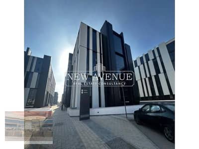 Office 65 sqm for rent at hyde park business park