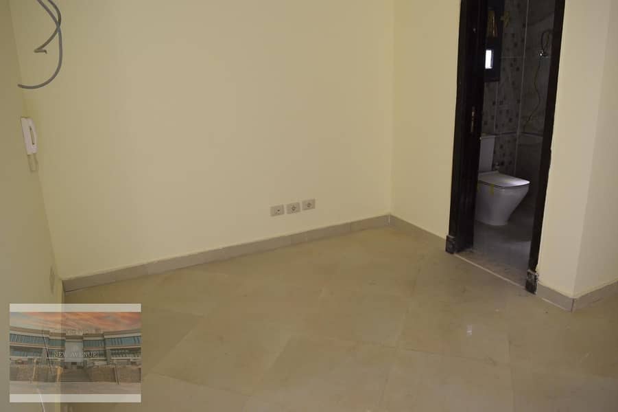 FUlly finished Penthouse Ready to move direct on swimming pool 7