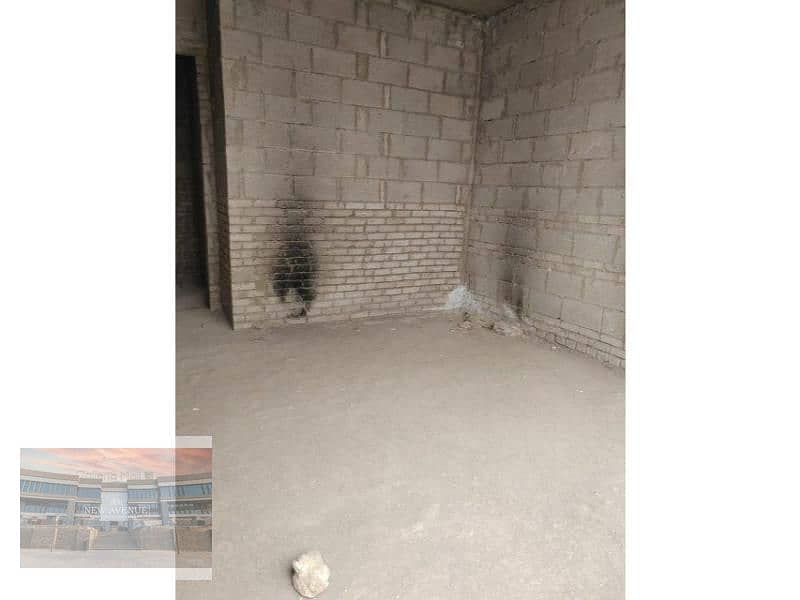 apartment ground floor with garden 85 meter direct on lake with attractive price 6