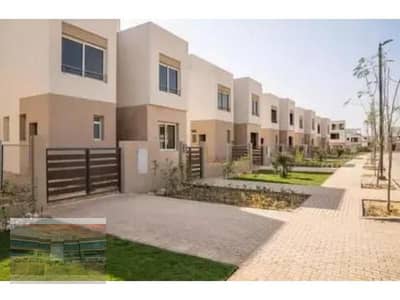 Semi-Finished Town House Middle in the Crown by Palm Hills with roof, Delivered ,4 Bedrooms + Maid's Room