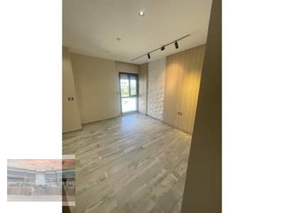 Fully finished Ground duplex with ACs and private garden in Villette Sky condos, 3 bedrooms (2 master)