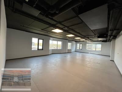 office corner 340 sqm  for rent at sheikh zayed           MM-ES 7