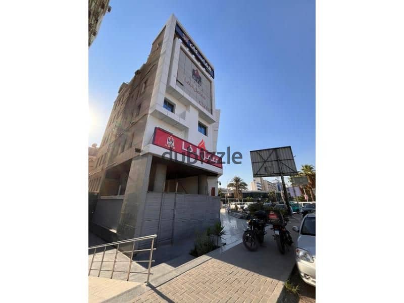 High traffic Retail 750m at Maadi for rent 5