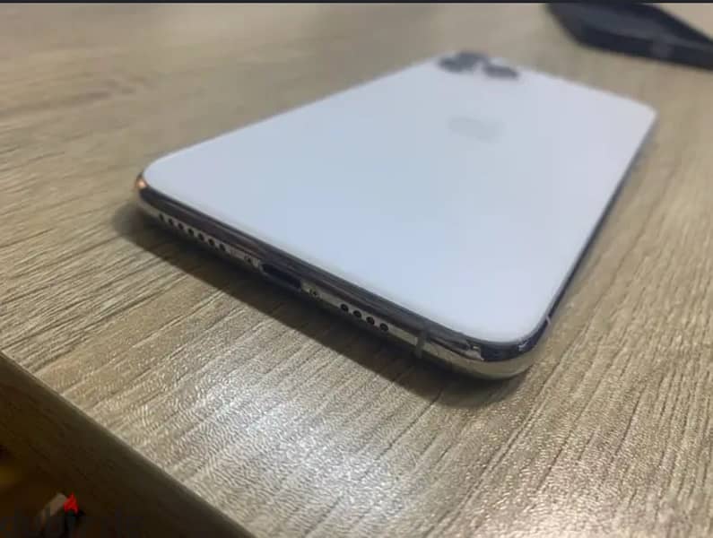 IPhone 11 Pro Max 1