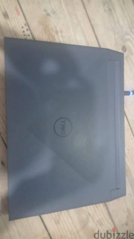 Dell G15 8