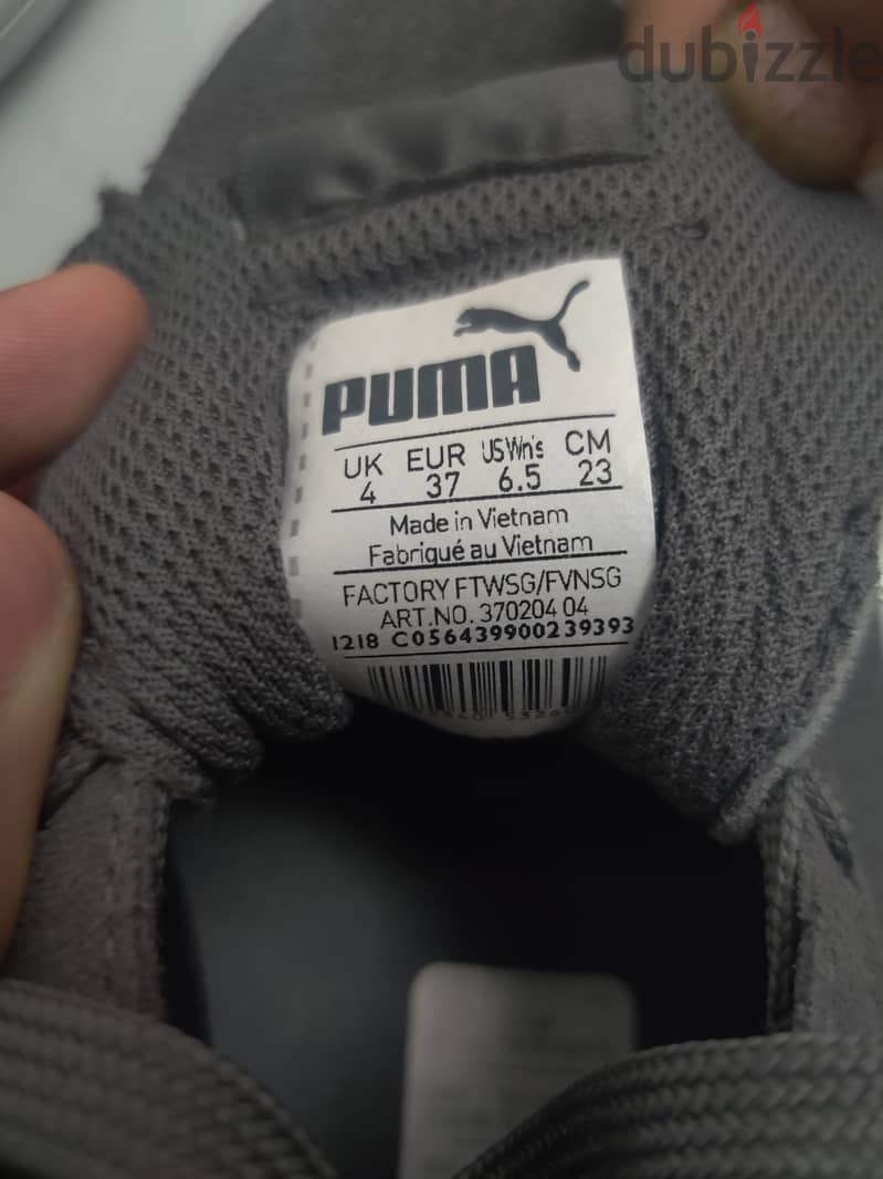 Puma Women's Vikky Grey Suede Classic Sneaker 3