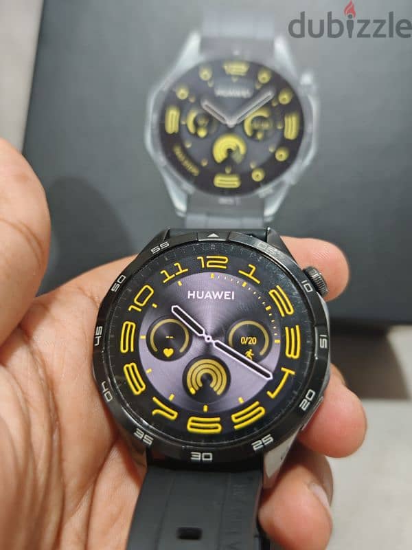 Huawei watch 4 classic black 1