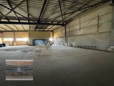 مخزن استلام فوري يصلح لجميع الانشطة  في المنطقة الصناعية القاهره الجديده MI/AB 72        industrial zone New Cairo 4