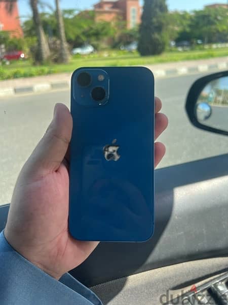 iPhone 13 blue 128 gb battery 87% 8