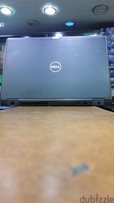 Dell precision 3520