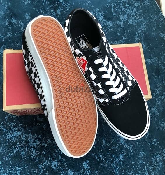 حذاء  vans أورجينال  مقاس 46 2