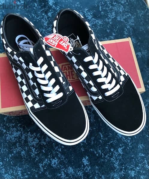 حذاء  vans أورجينال  مقاس 46 5