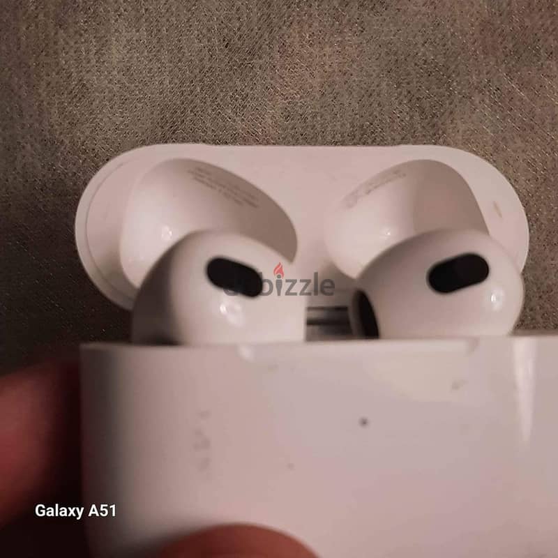 AirPods (الجيل الثالث) 6